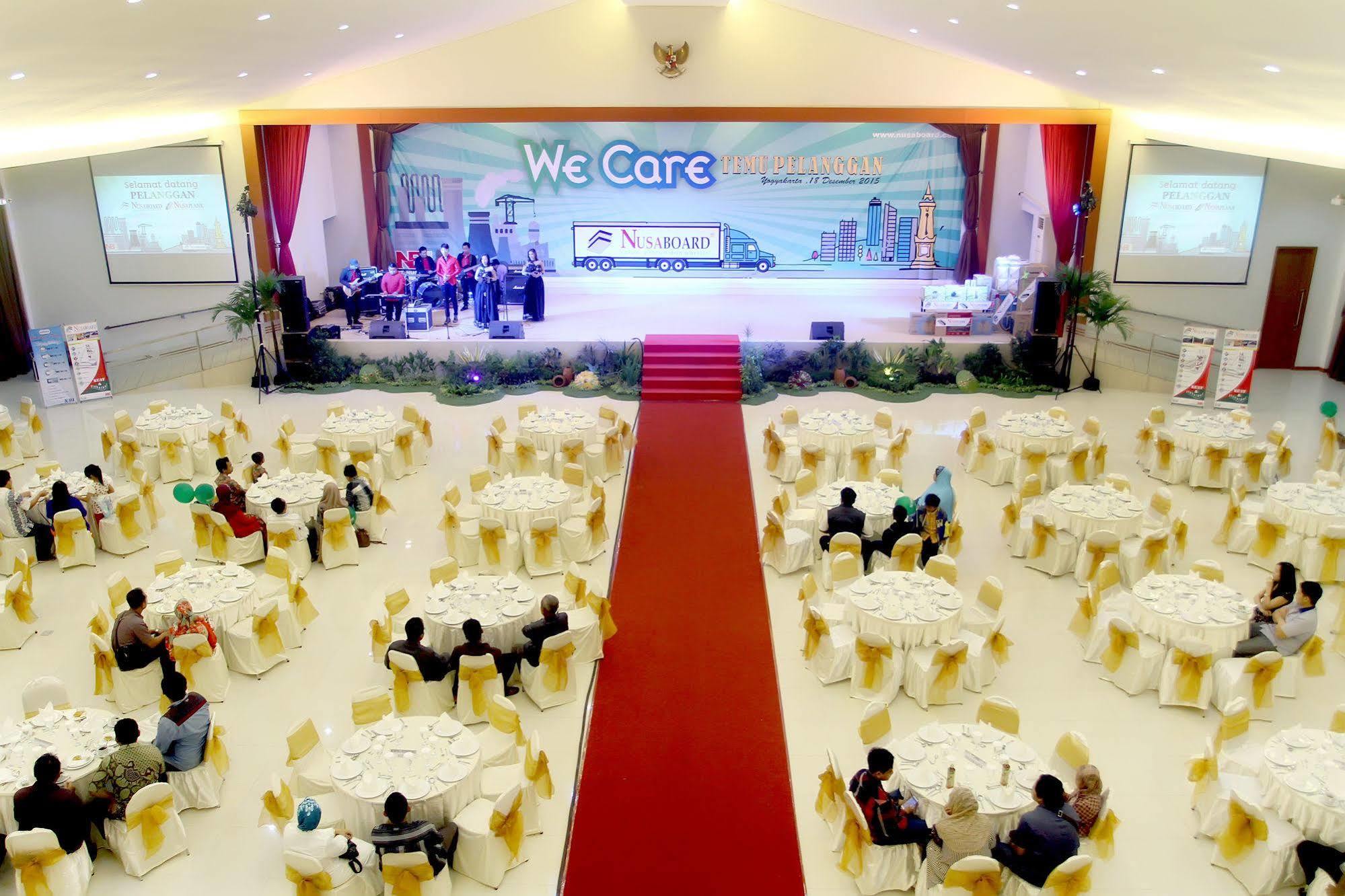 Prima Sr Hotel & Convention Yogyakarta Sleman  Exterior photo